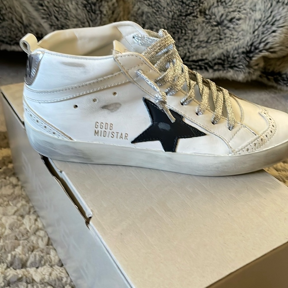 Golden Goose Mid Star Sneakers